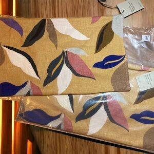 2 West Elm Leaf Retro lined blend Pillow Covers NWT 12x21
